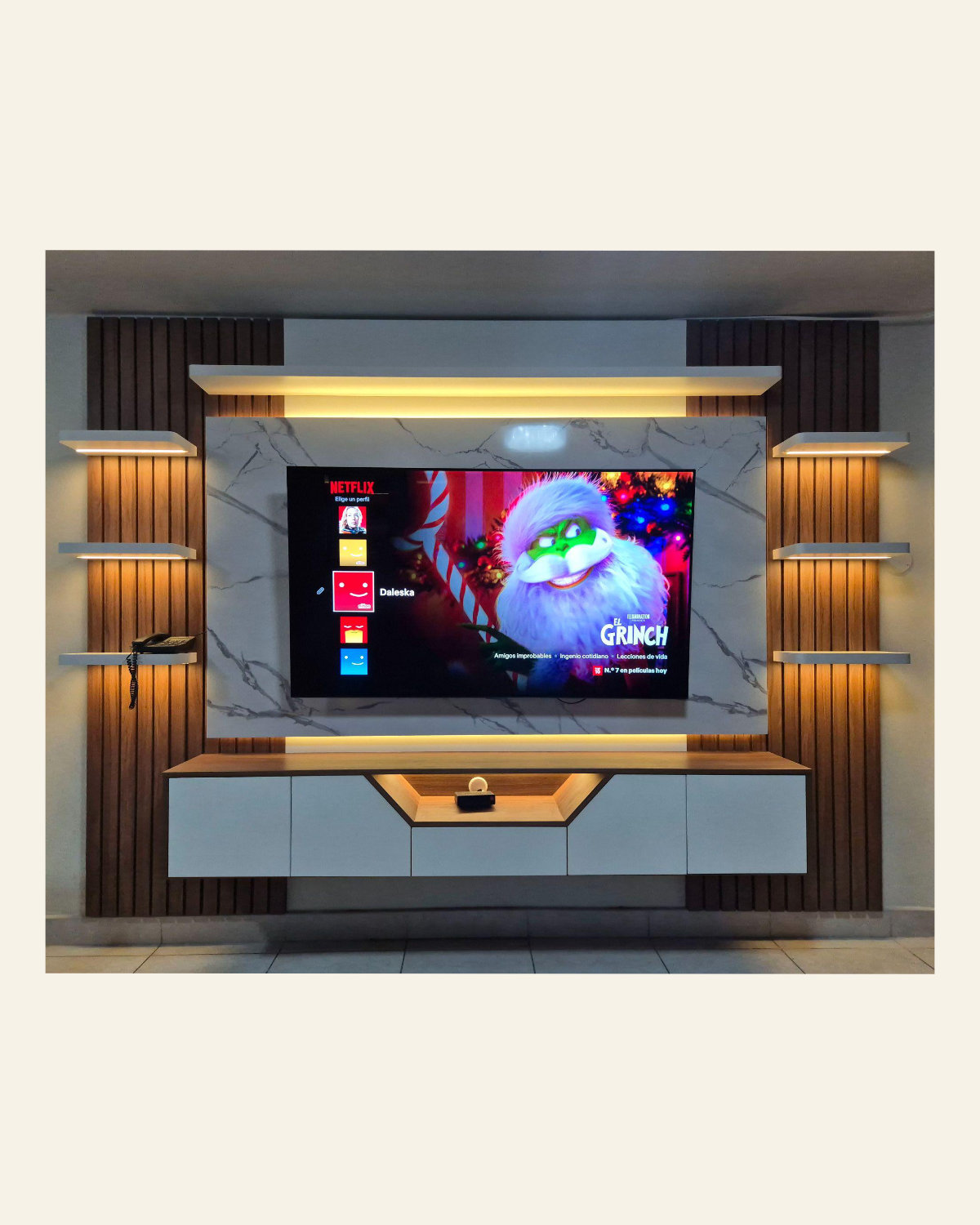 Centro de Entretenimiento TV 75"